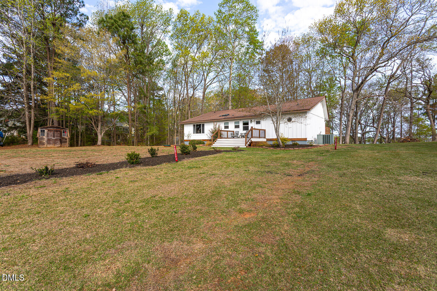 109 Holt Circle