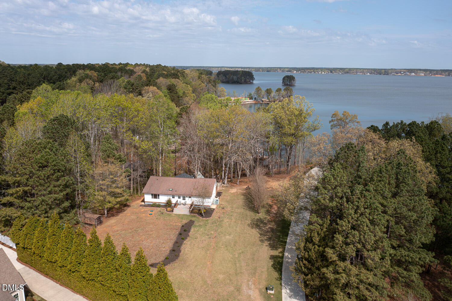 109 Holt Circle