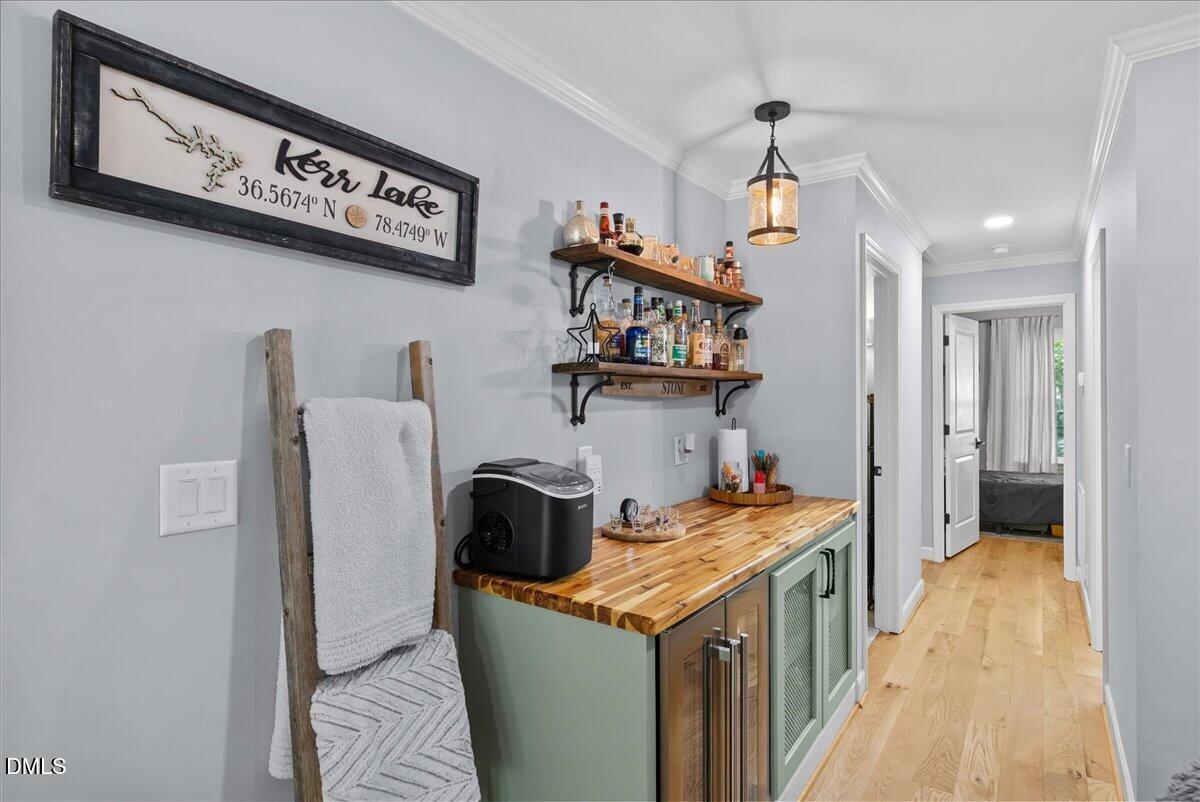 363 Pool Rock Shores Lane