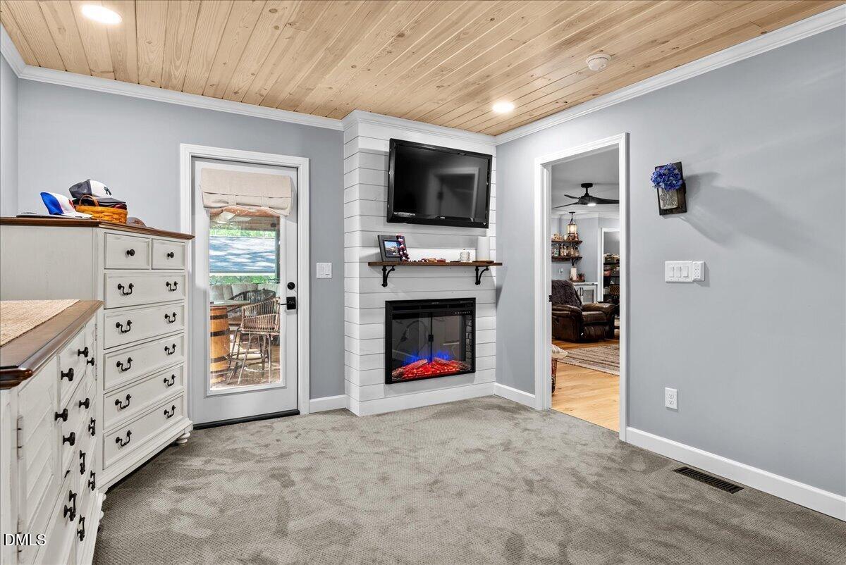 363 Pool Rock Shores Lane