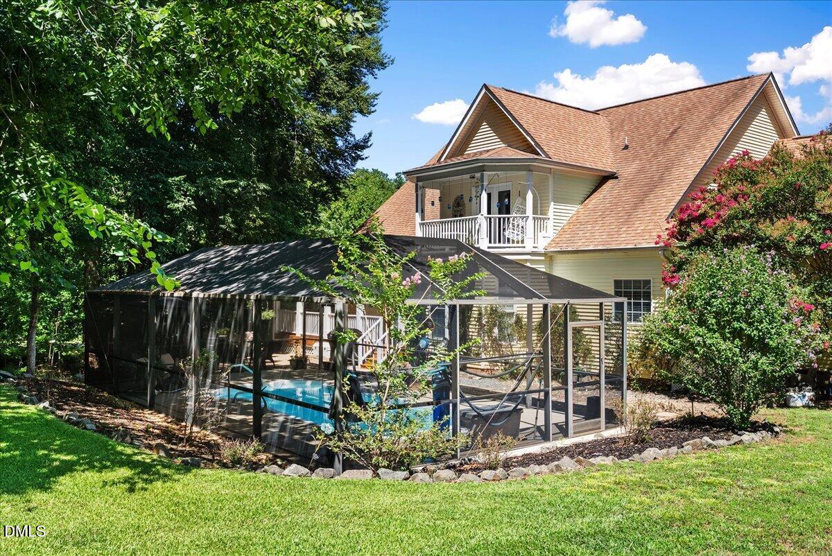 1084 Whip Lane