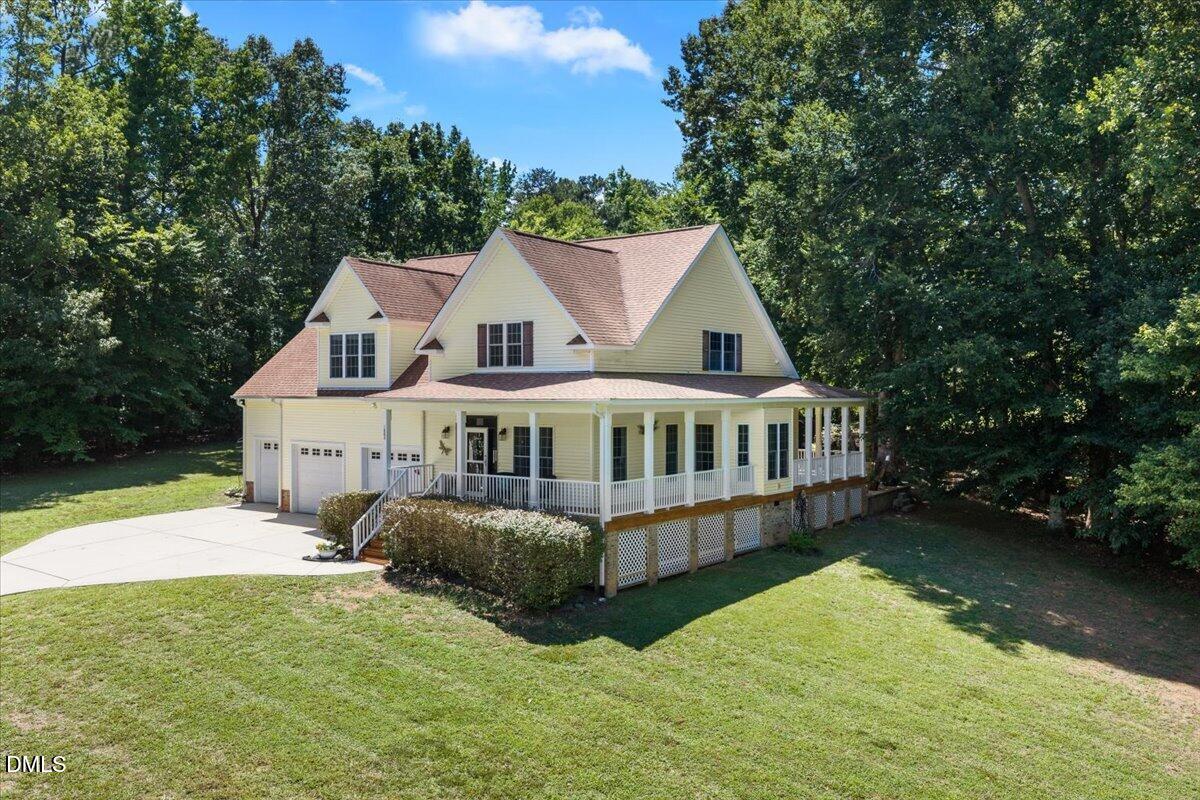 1084 Whip Lane