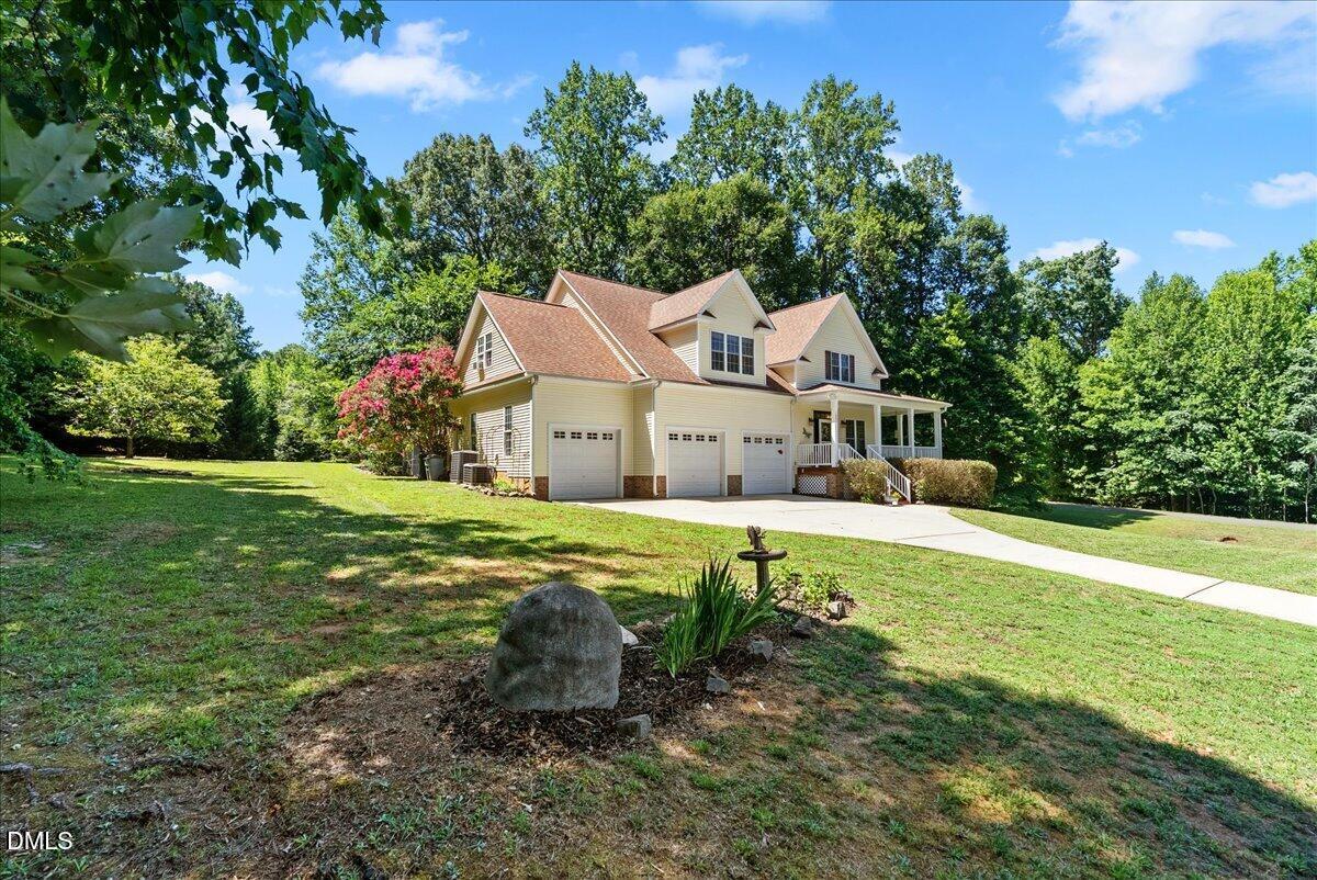 1084 Whip Lane