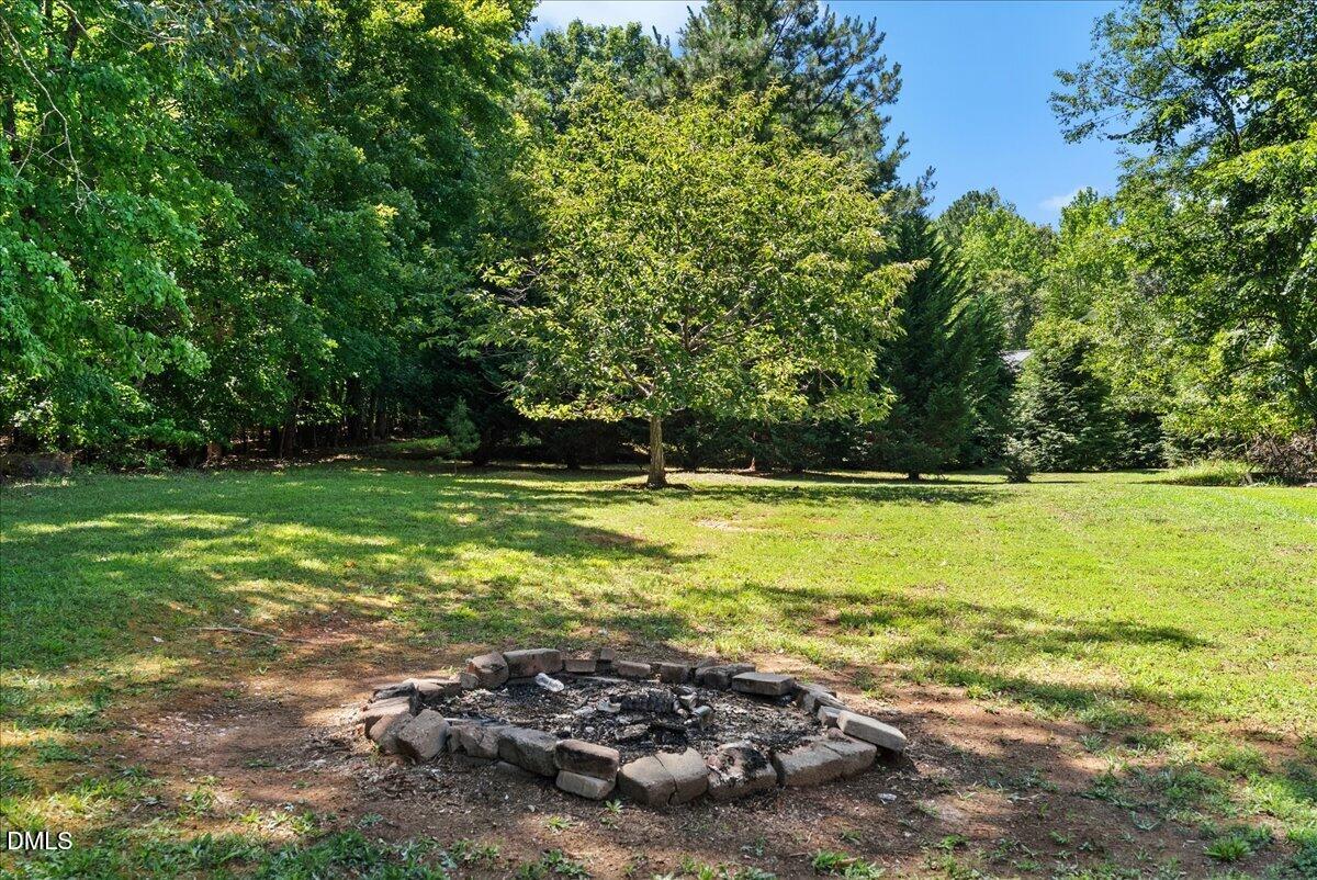 1084 Whip Lane