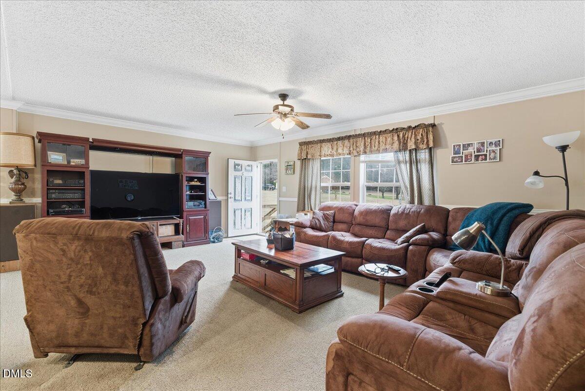 152 Leisure Lane