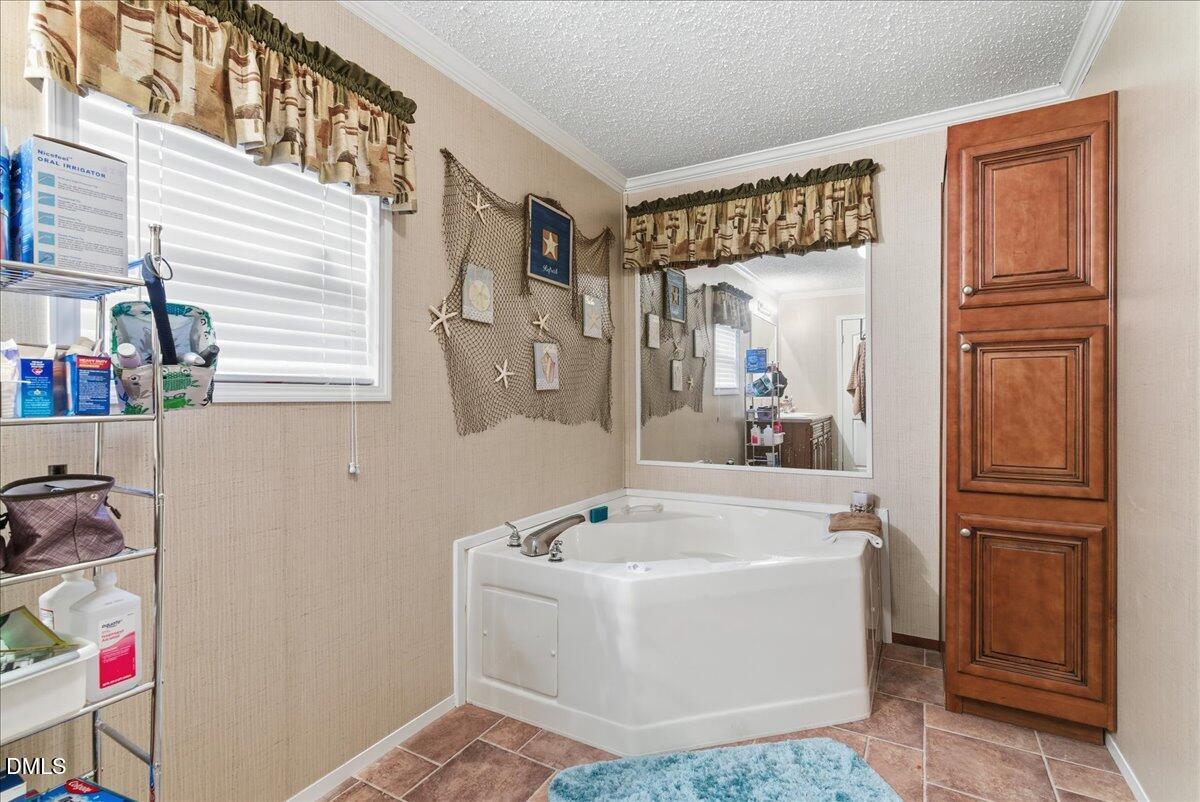 152 Leisure Lane