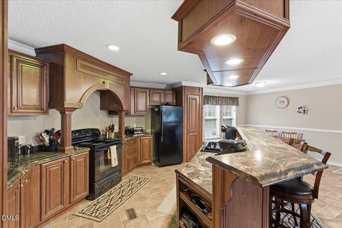 152 Leisure Lane