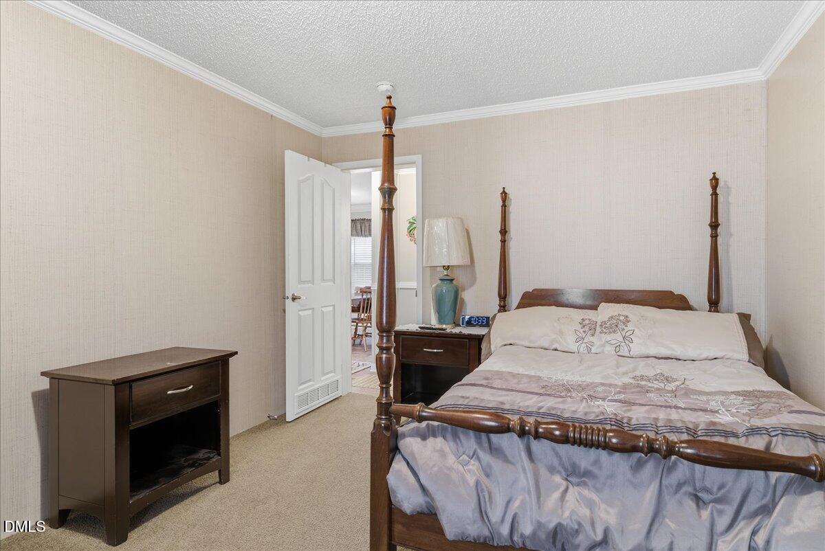 152 Leisure Lane