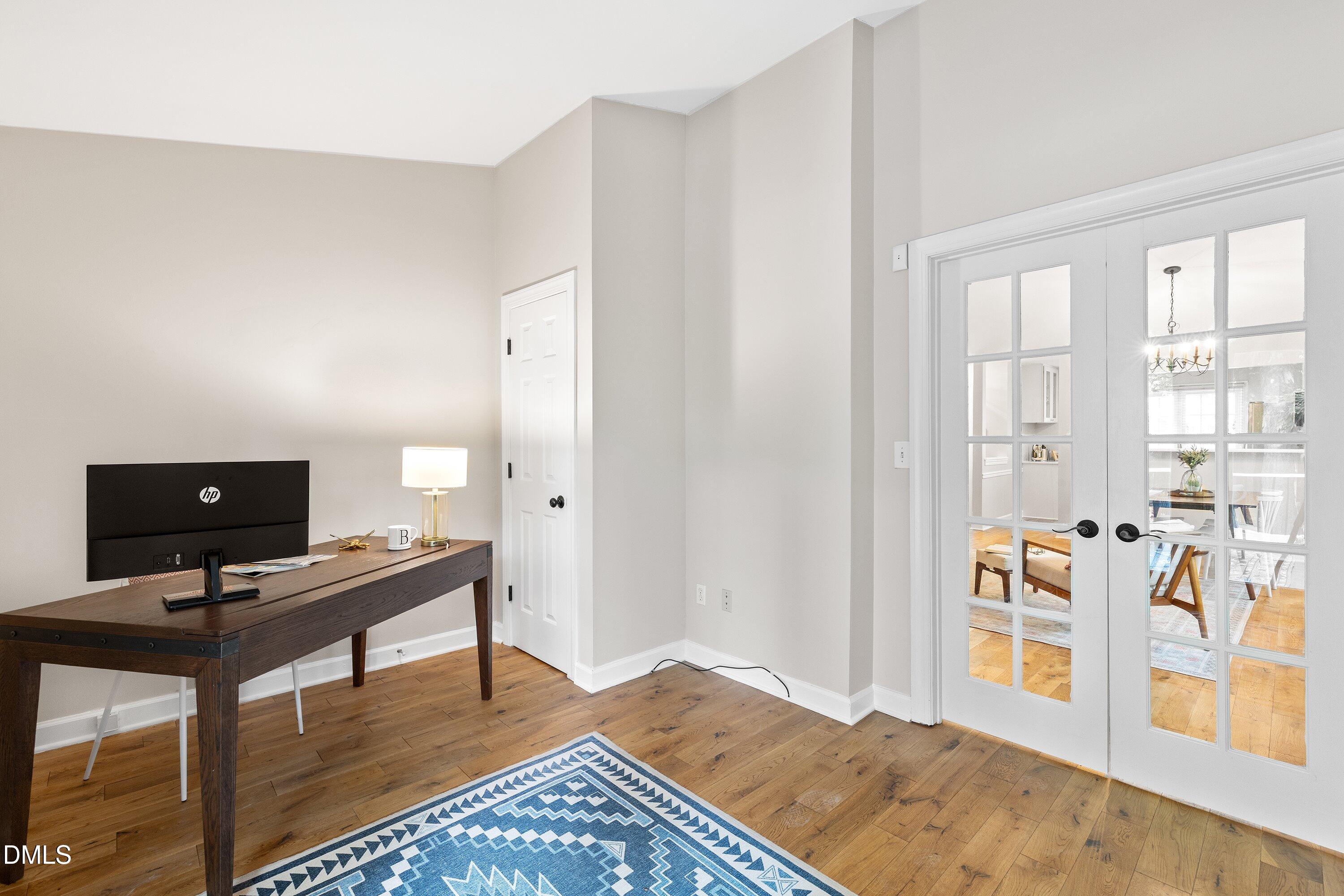 112 Marshfield Place