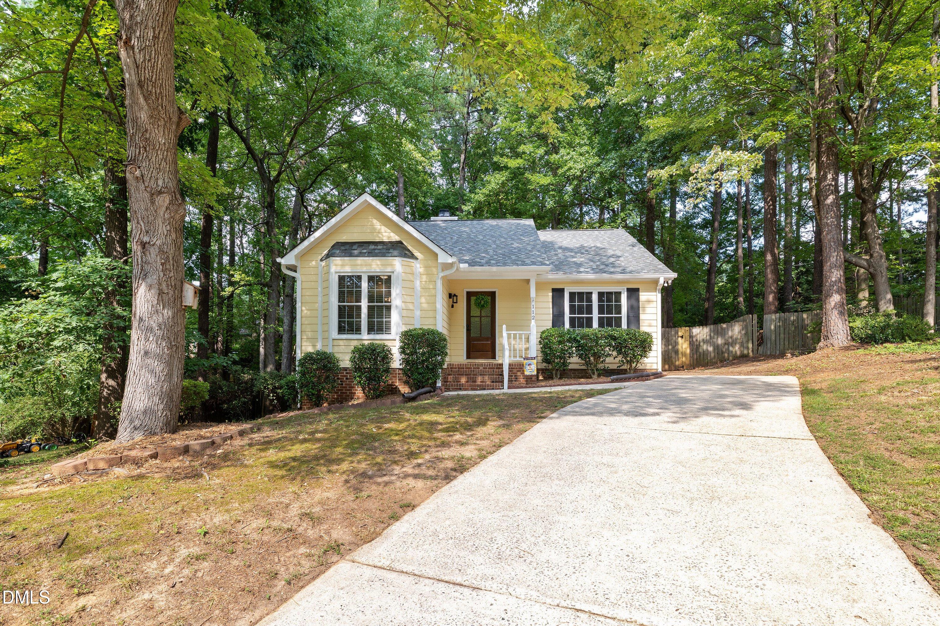 112 Marshfield Place