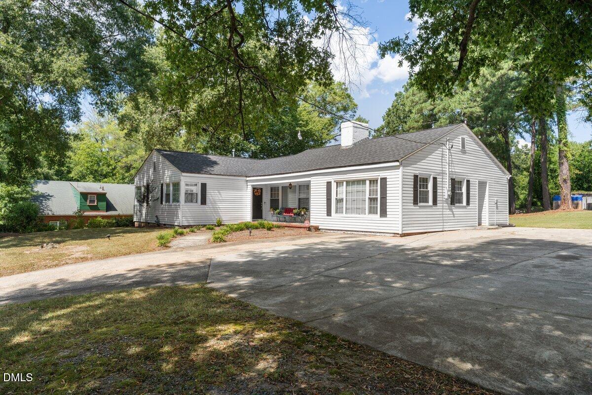 2605 Holloway Street