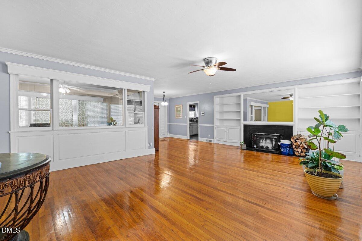 2605 Holloway Street