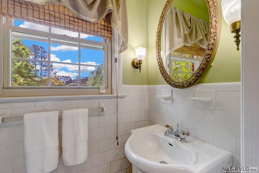 1312 Tanglewood Drive