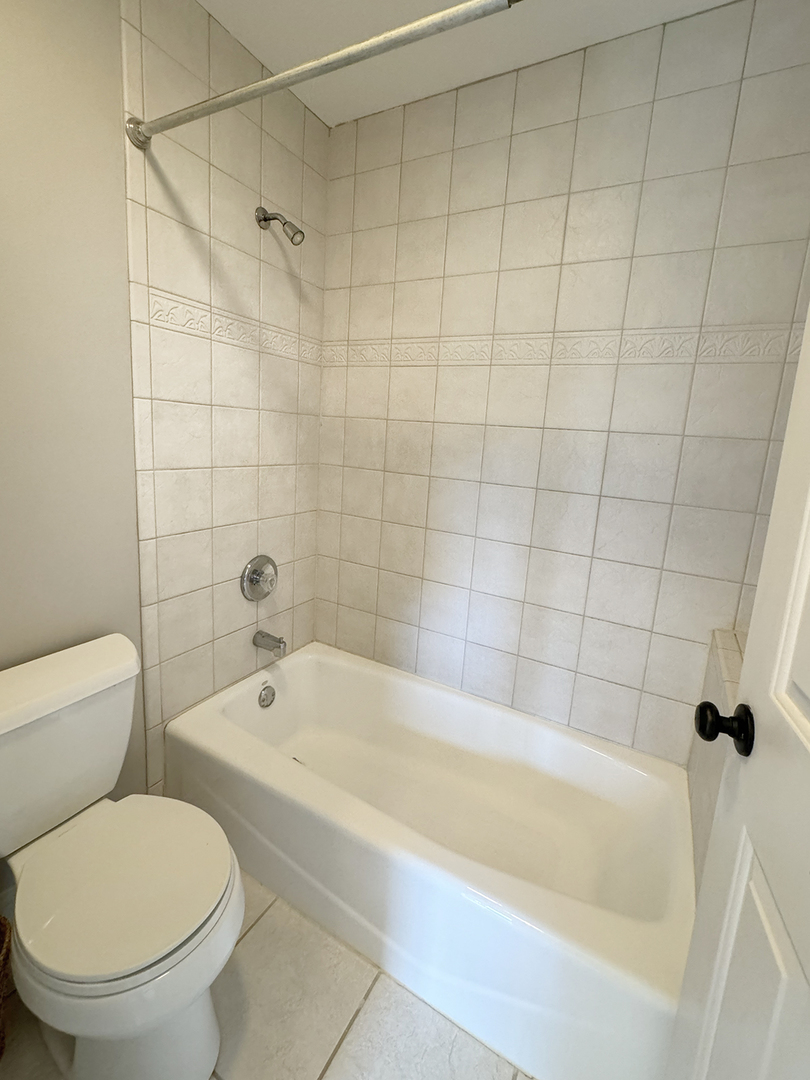 39W440 Abbey Glen Court