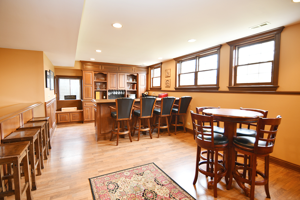 39W440 Abbey Glen Court