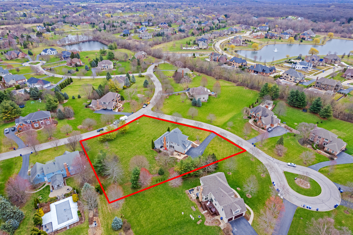 39W440 Abbey Glen Court
