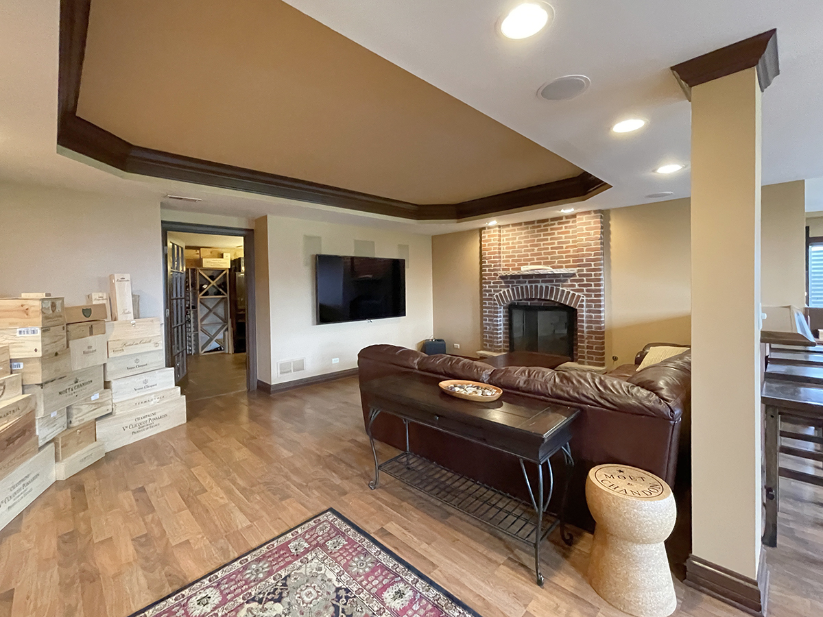 39W440 Abbey Glen Court
