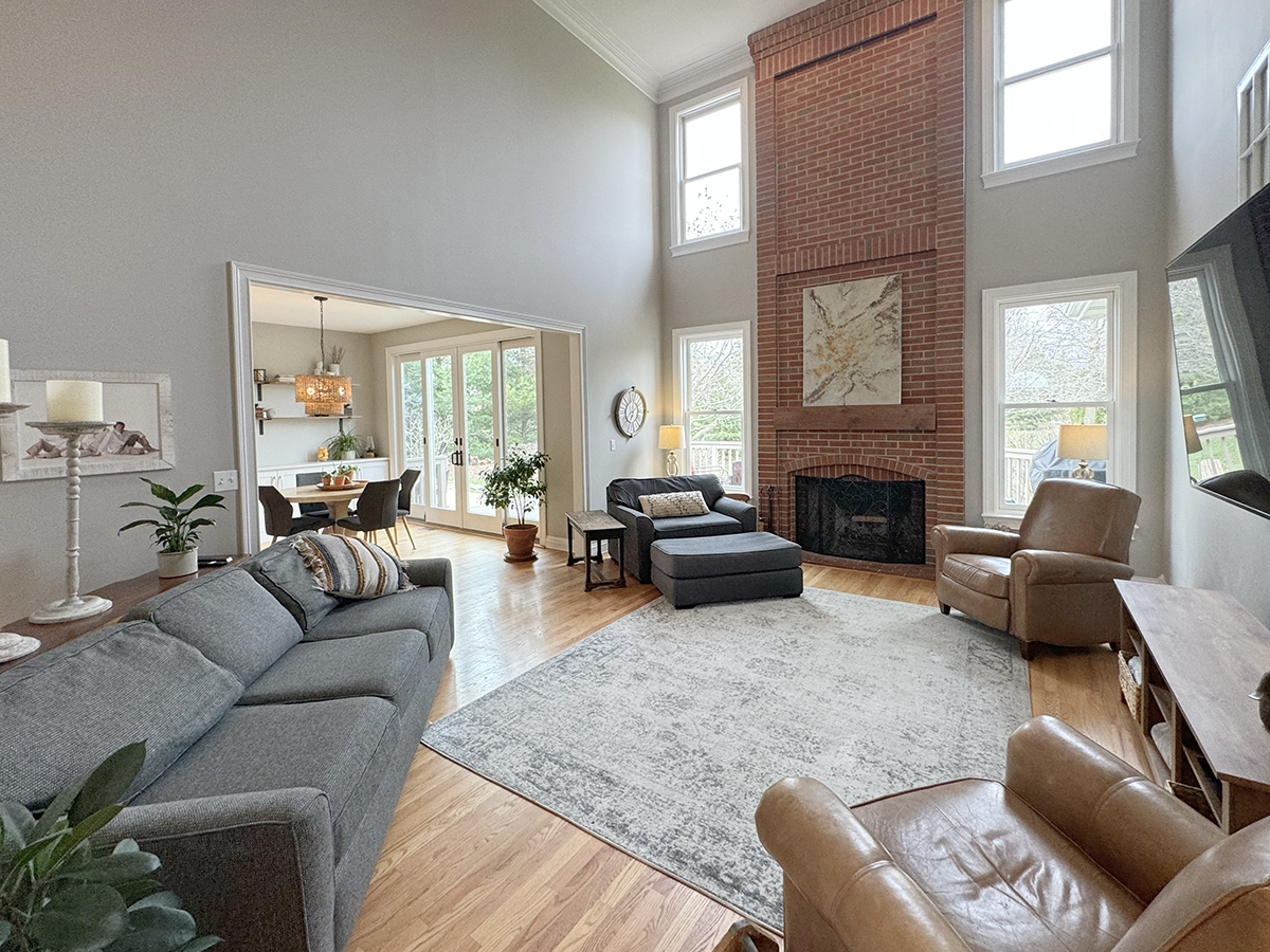 39W440 Abbey Glen Court