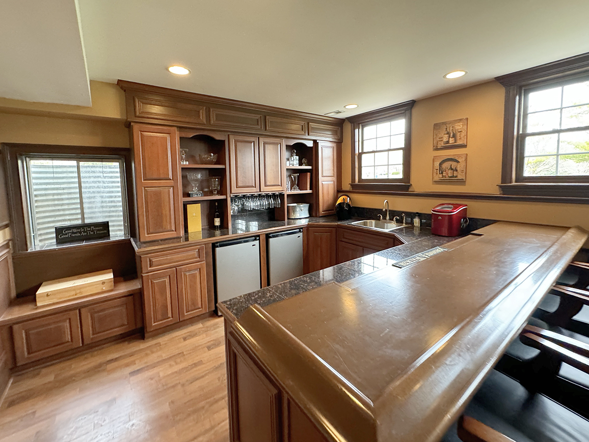 39W440 Abbey Glen Court