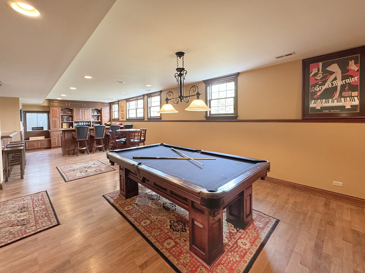 39W440 Abbey Glen Court
