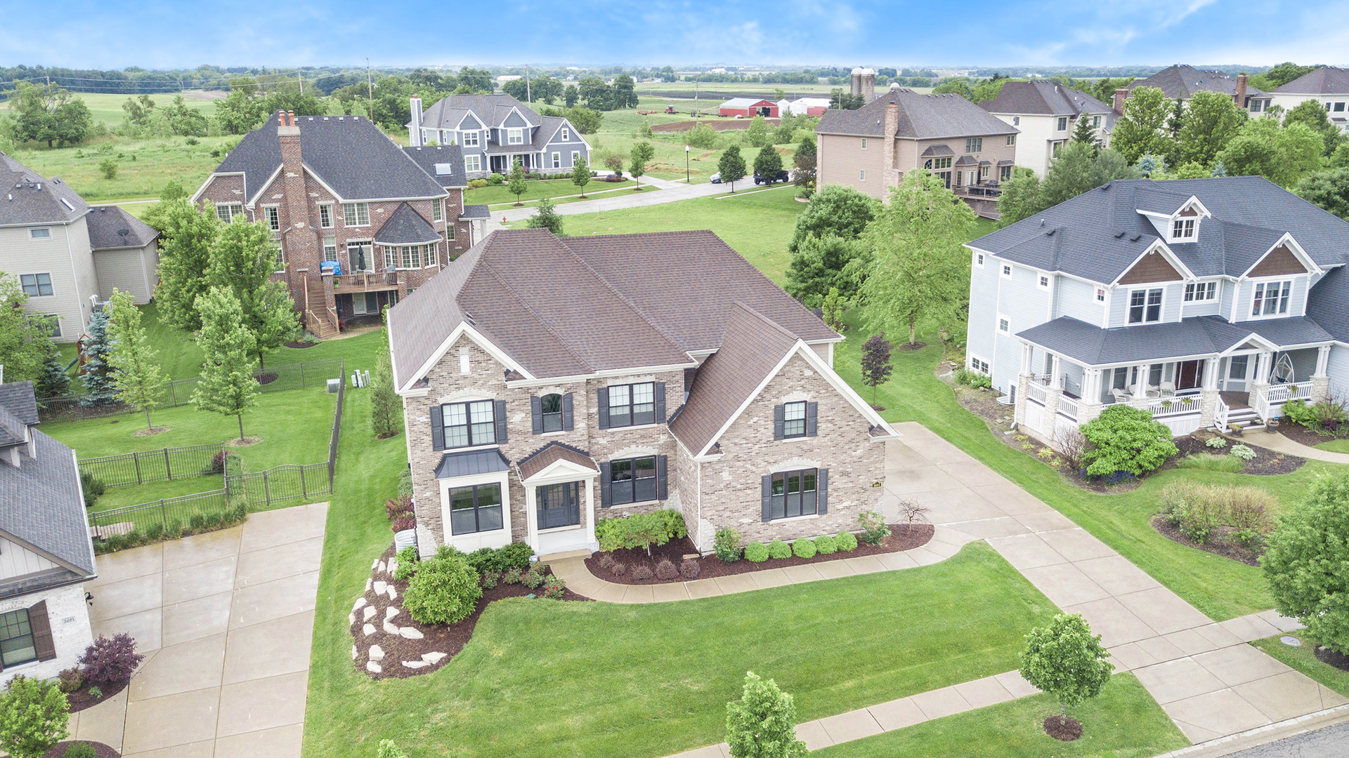 3683 Heathmoor Drive