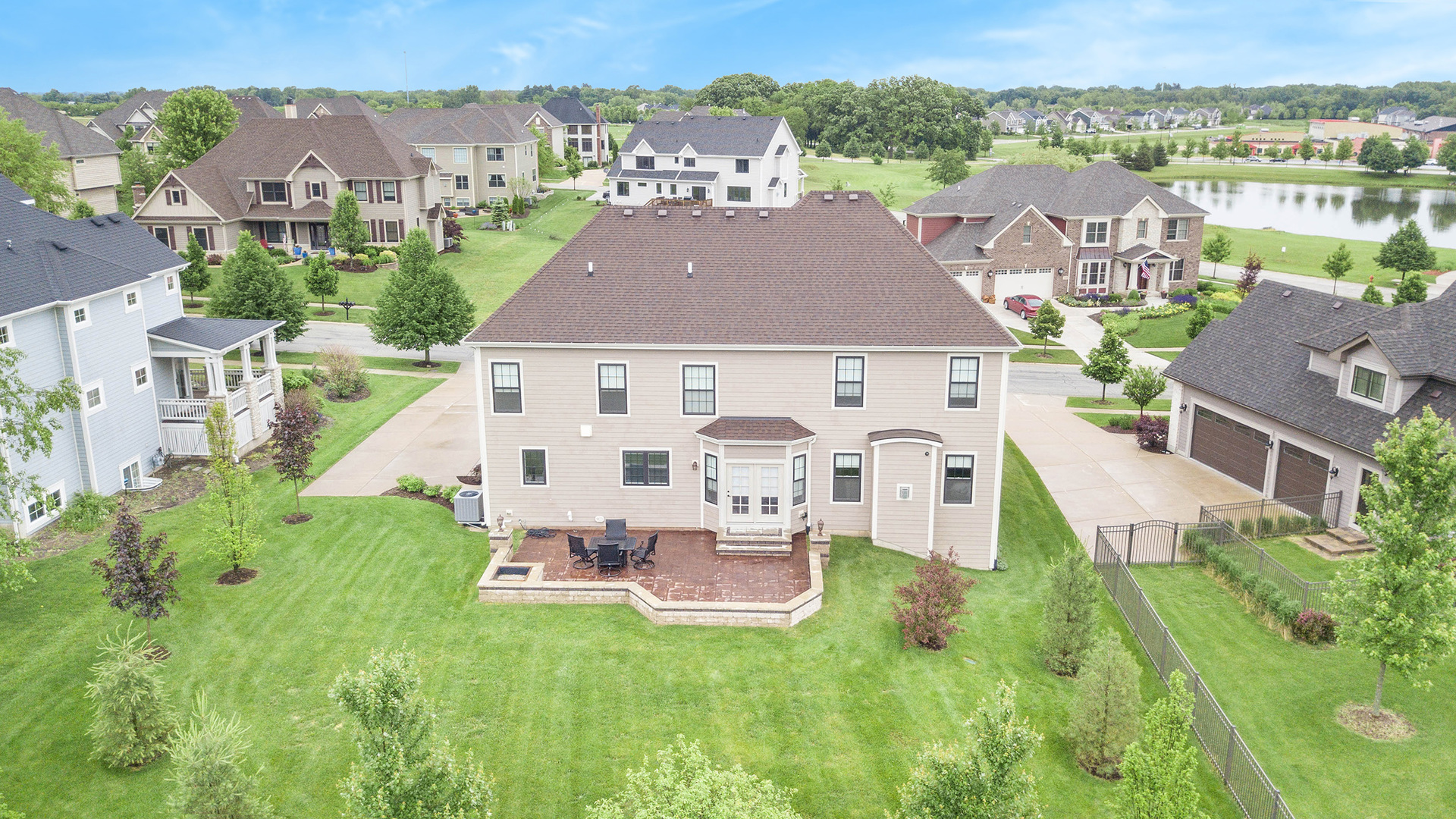 3683 Heathmoor Drive