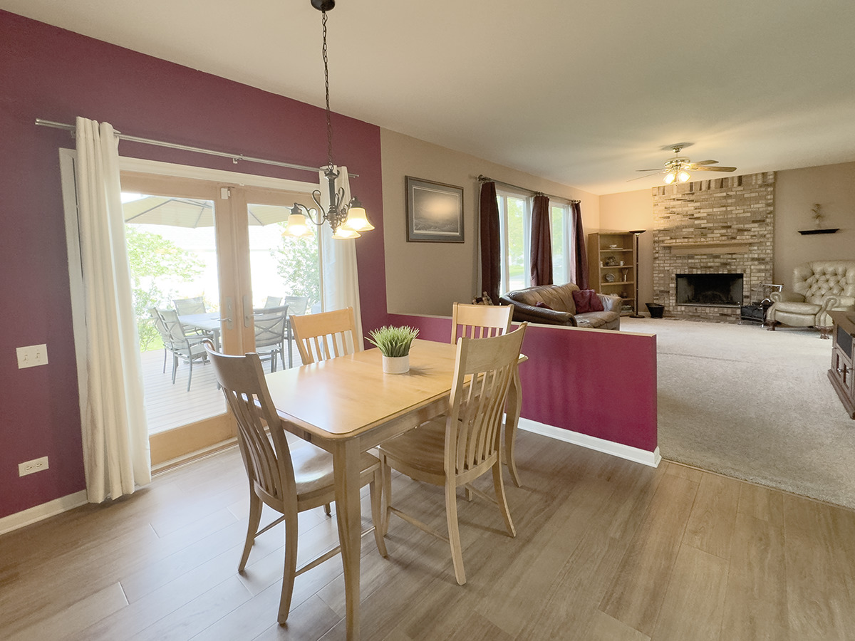 1100 Cottage Cove
