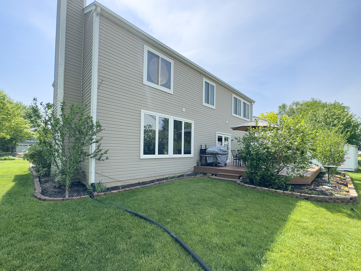 1100 Cottage Cove