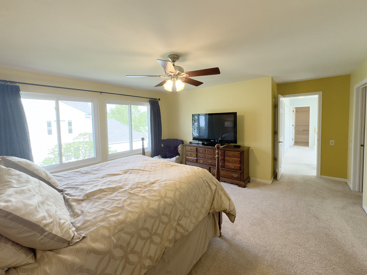 1100 Cottage Cove