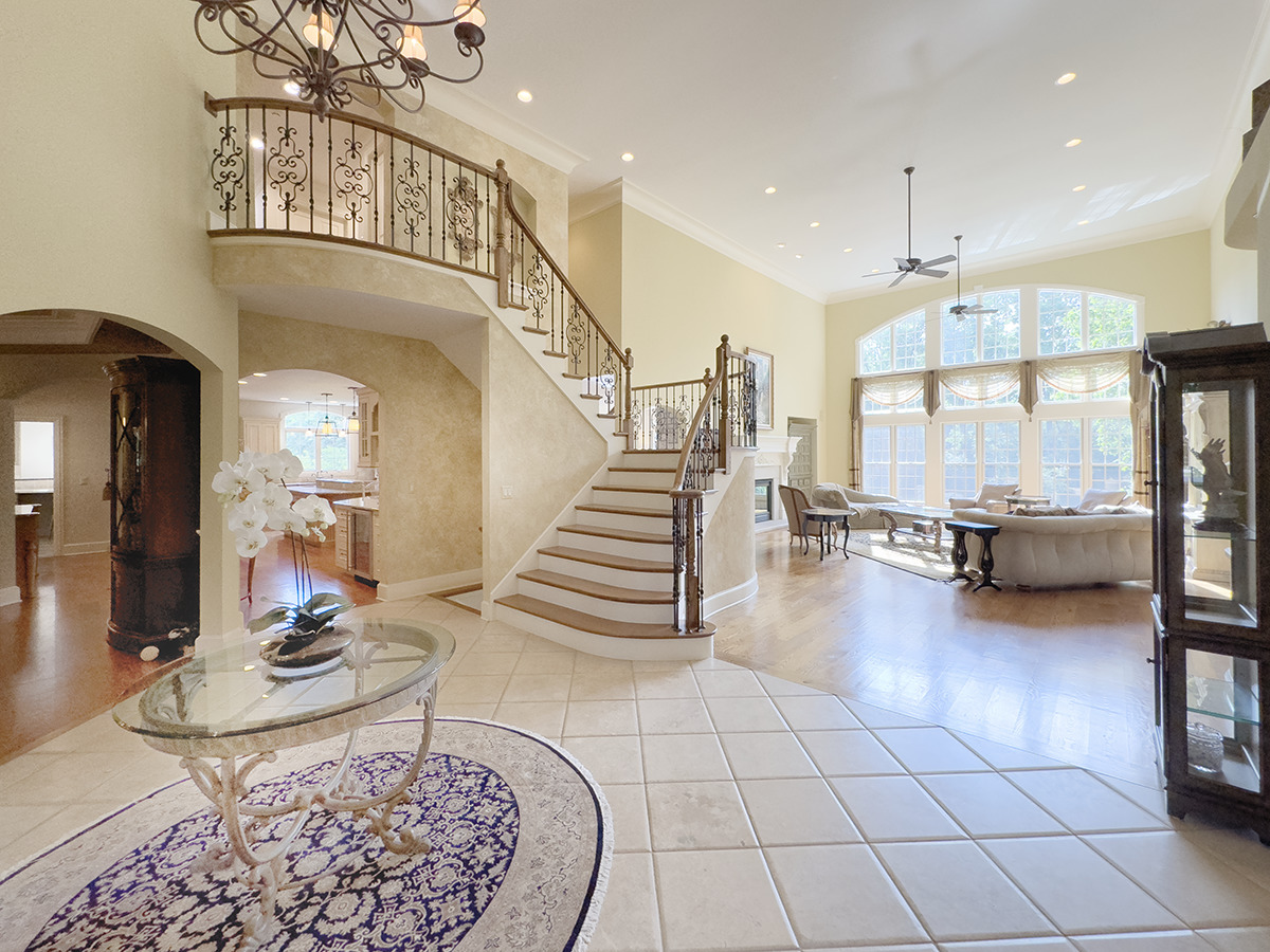 38w055 Deerpath Road