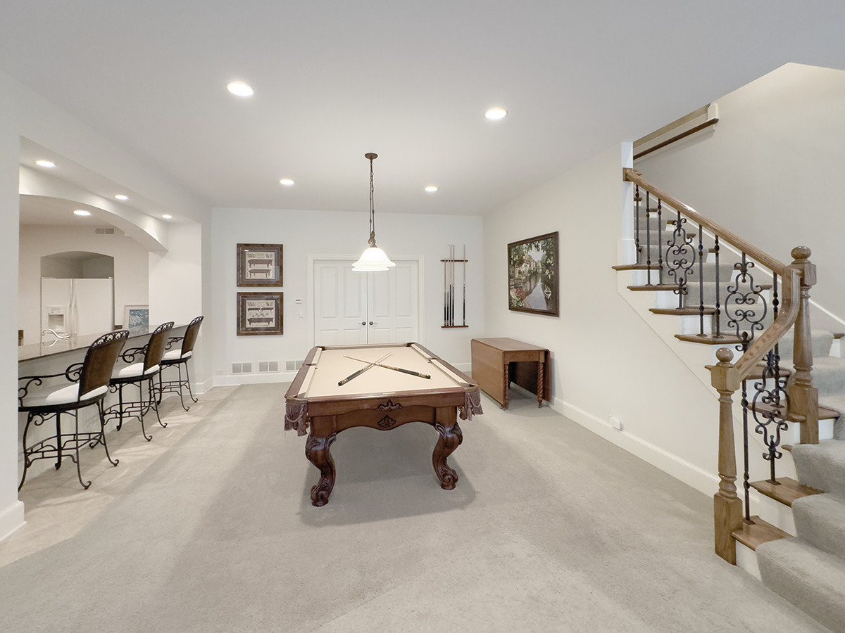38w055 Deerpath Road