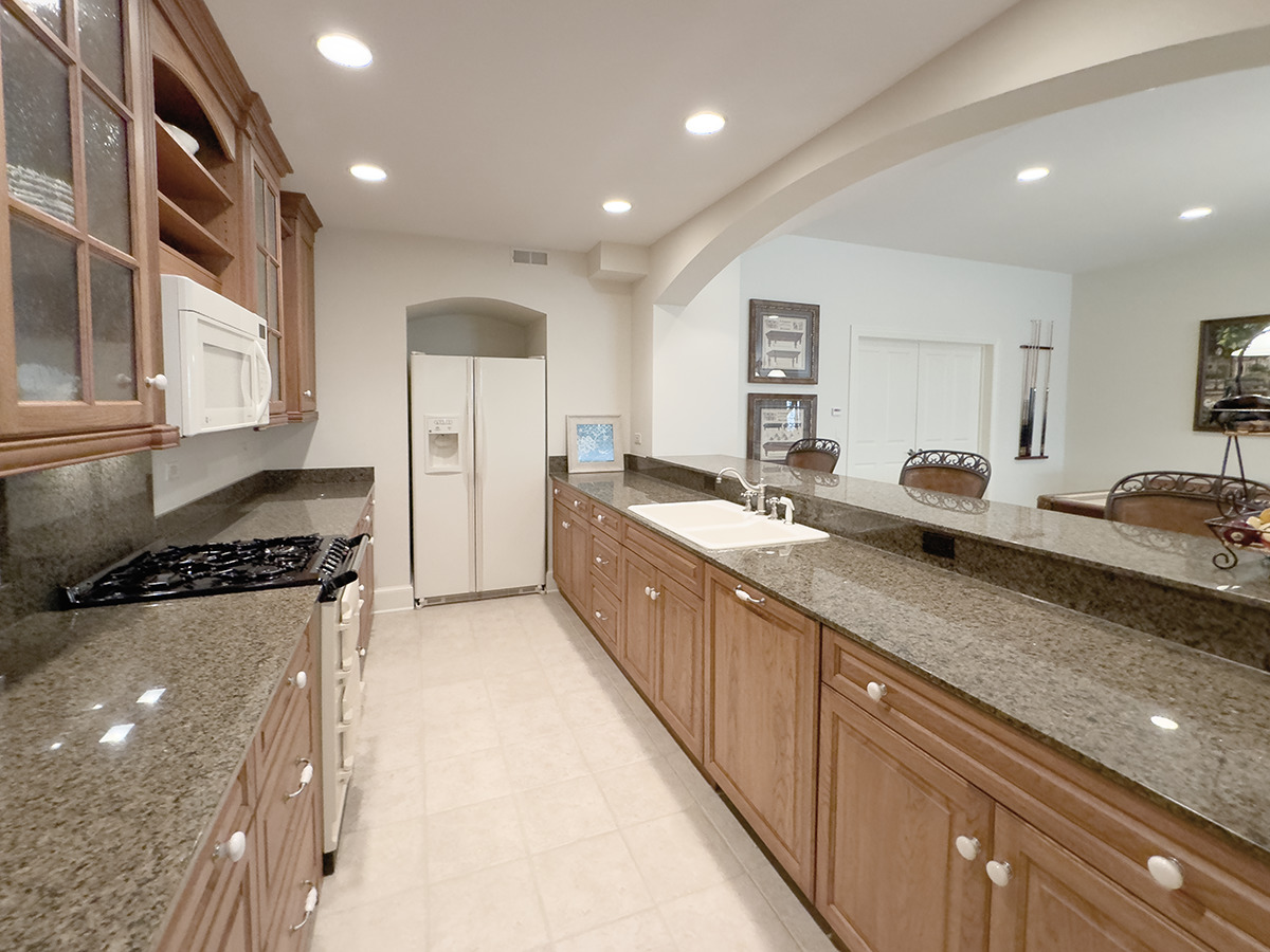 38w055 Deerpath Road