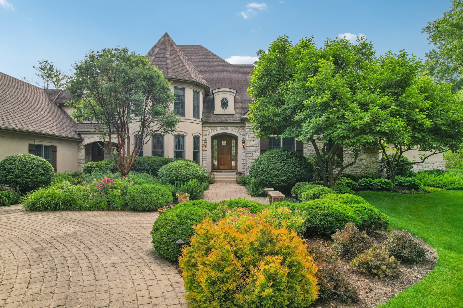 38w055 Deerpath Road