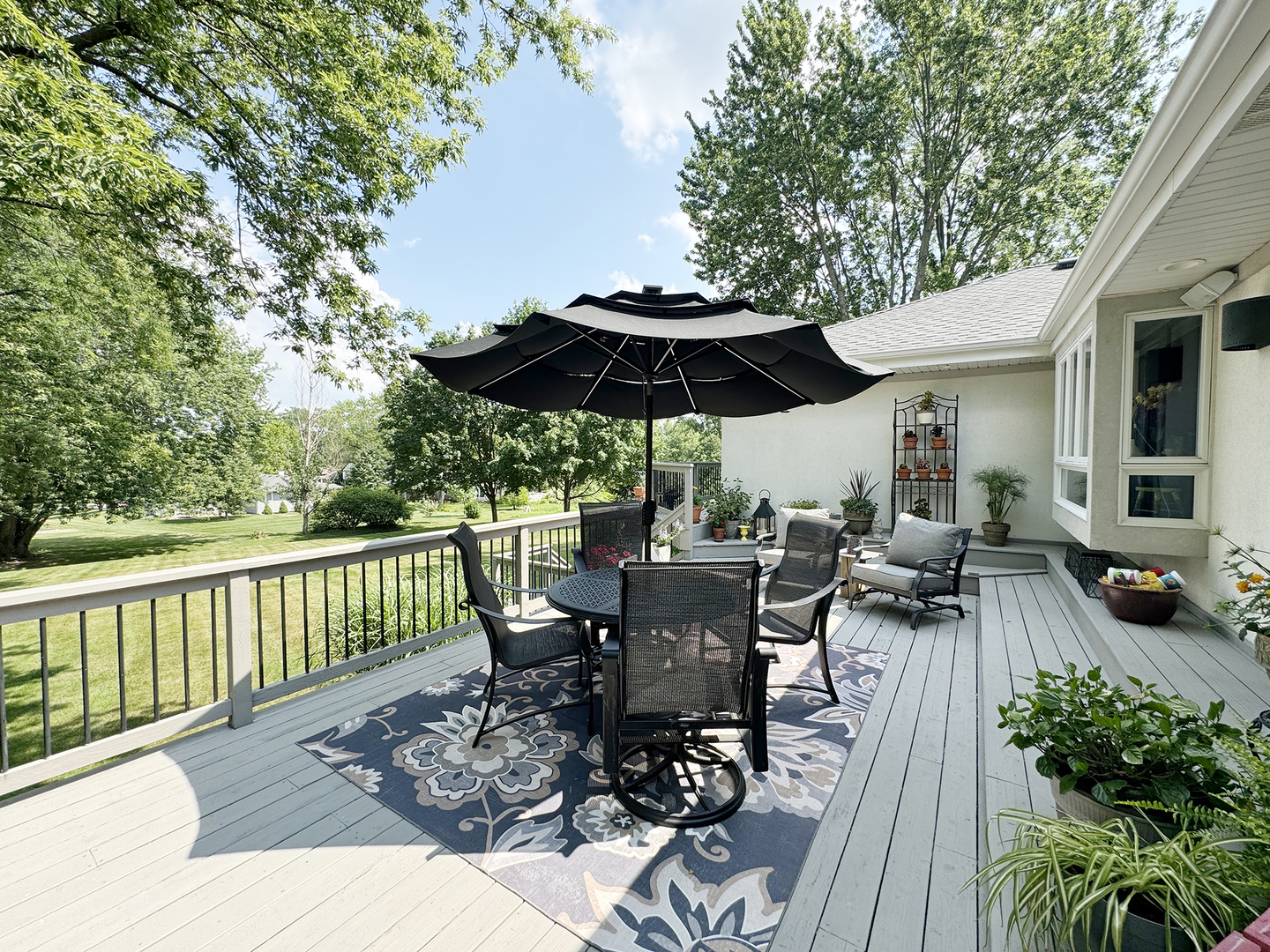3N231 E Mary Lane