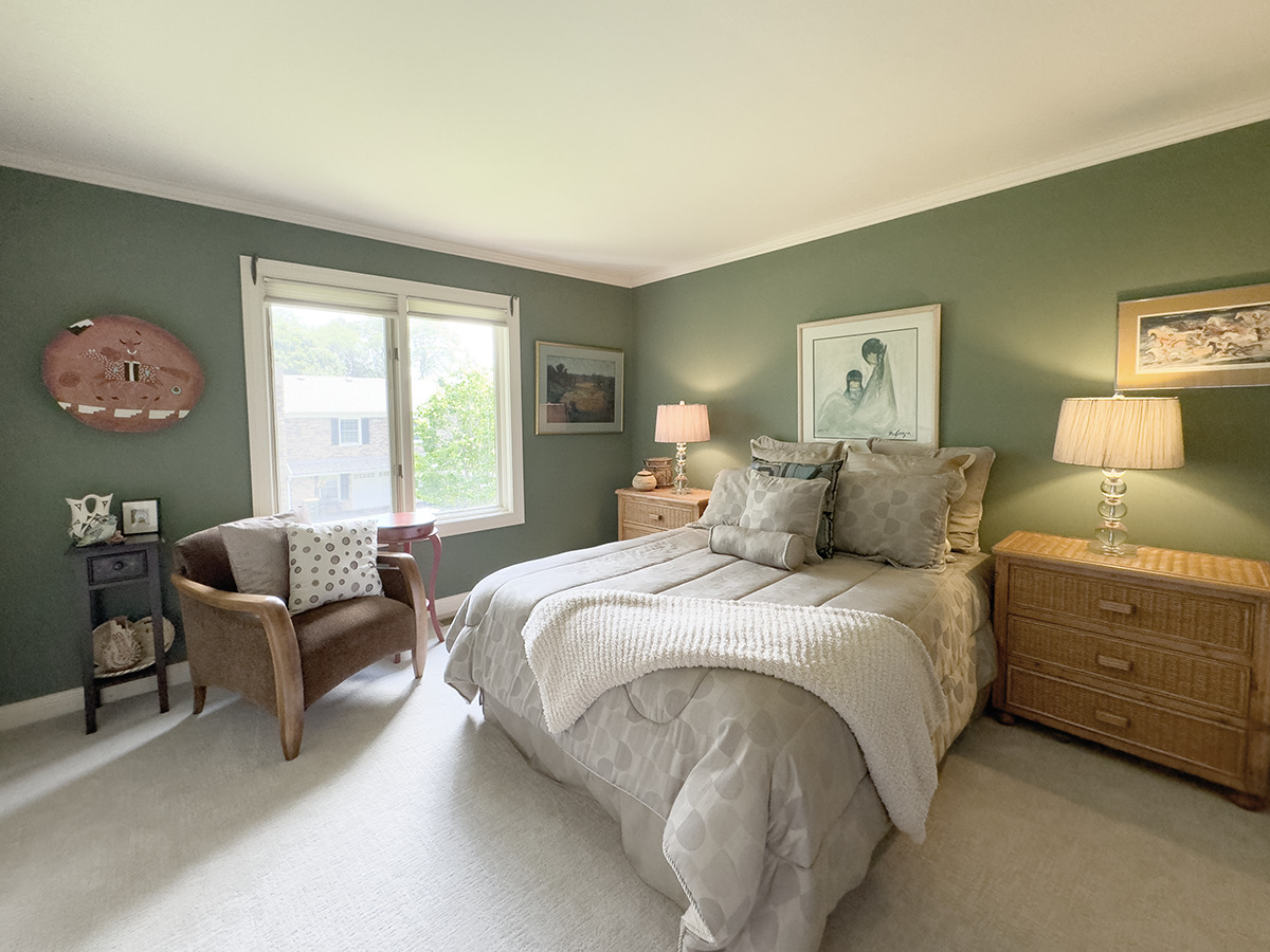 3N231 E Mary Lane