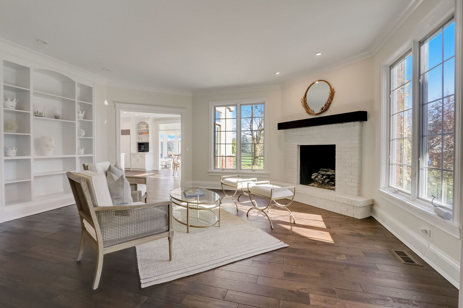 34W067 White Thorne Road