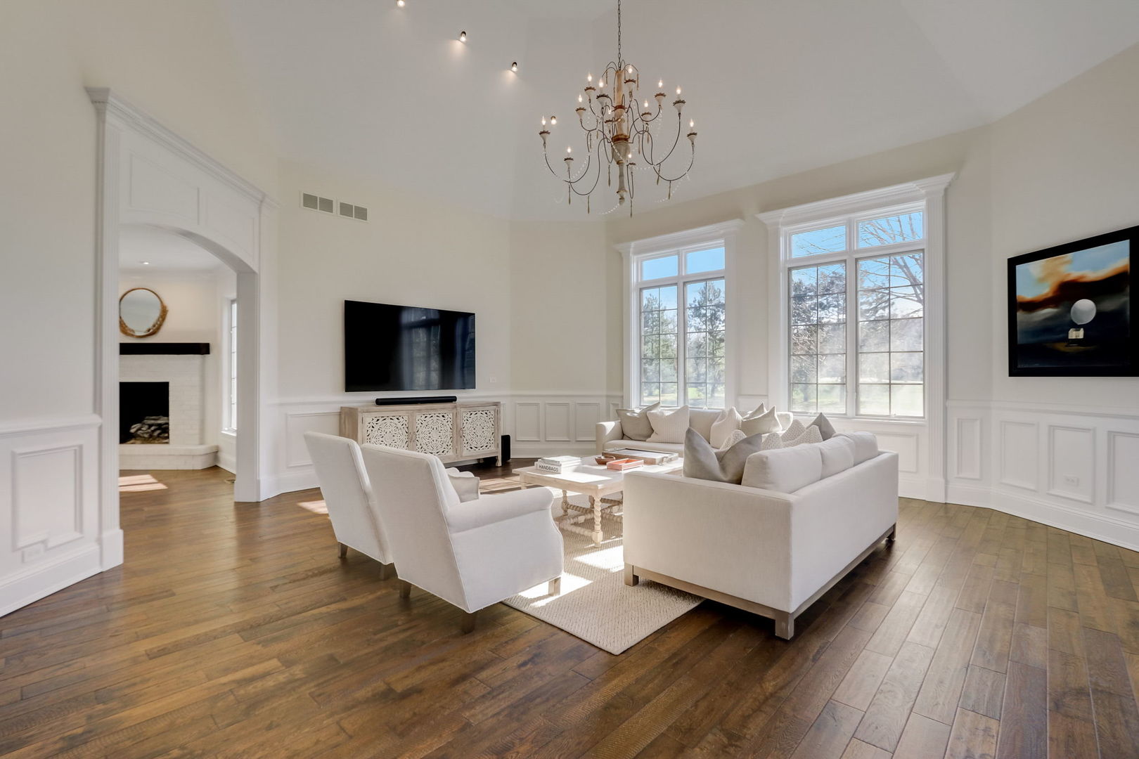 34W067 White Thorne Road