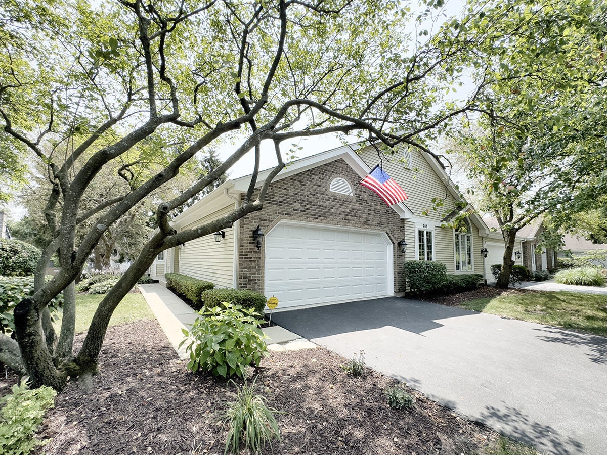 283 Governors Lane