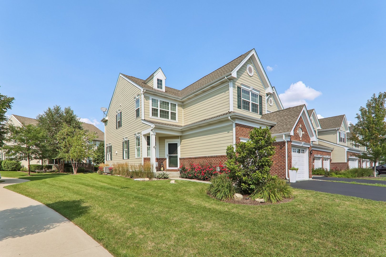 1228 Falcon Ridge Drive