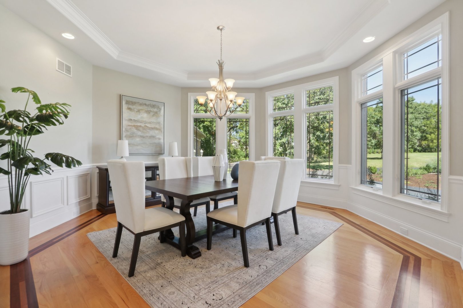 43W925 Empire Road