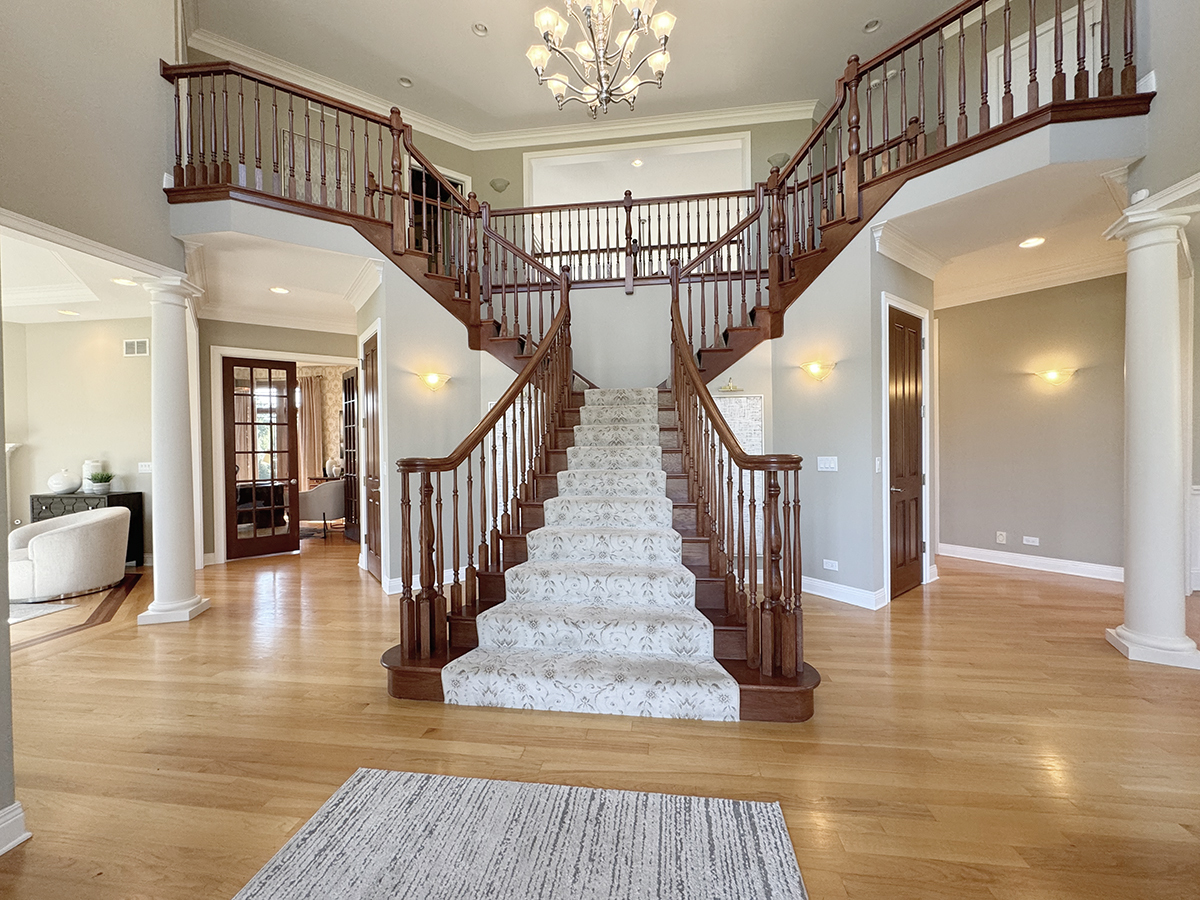 43W925 Empire Road