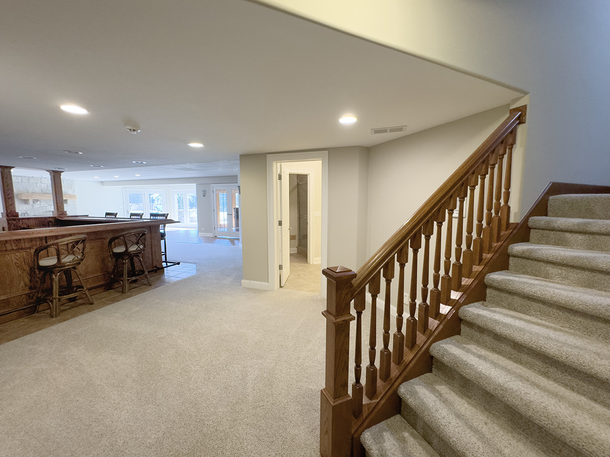43W925 Empire Road