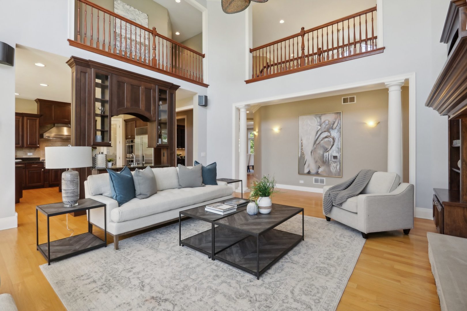 43W925 Empire Road
