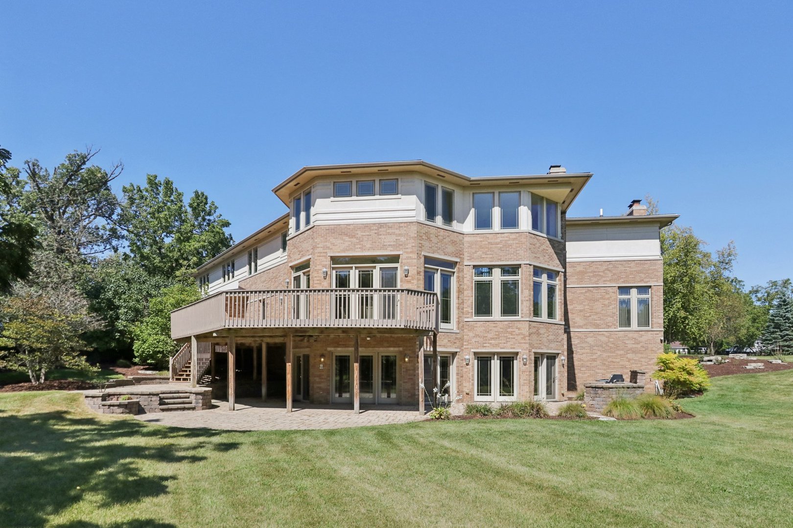 43W925 Empire Road