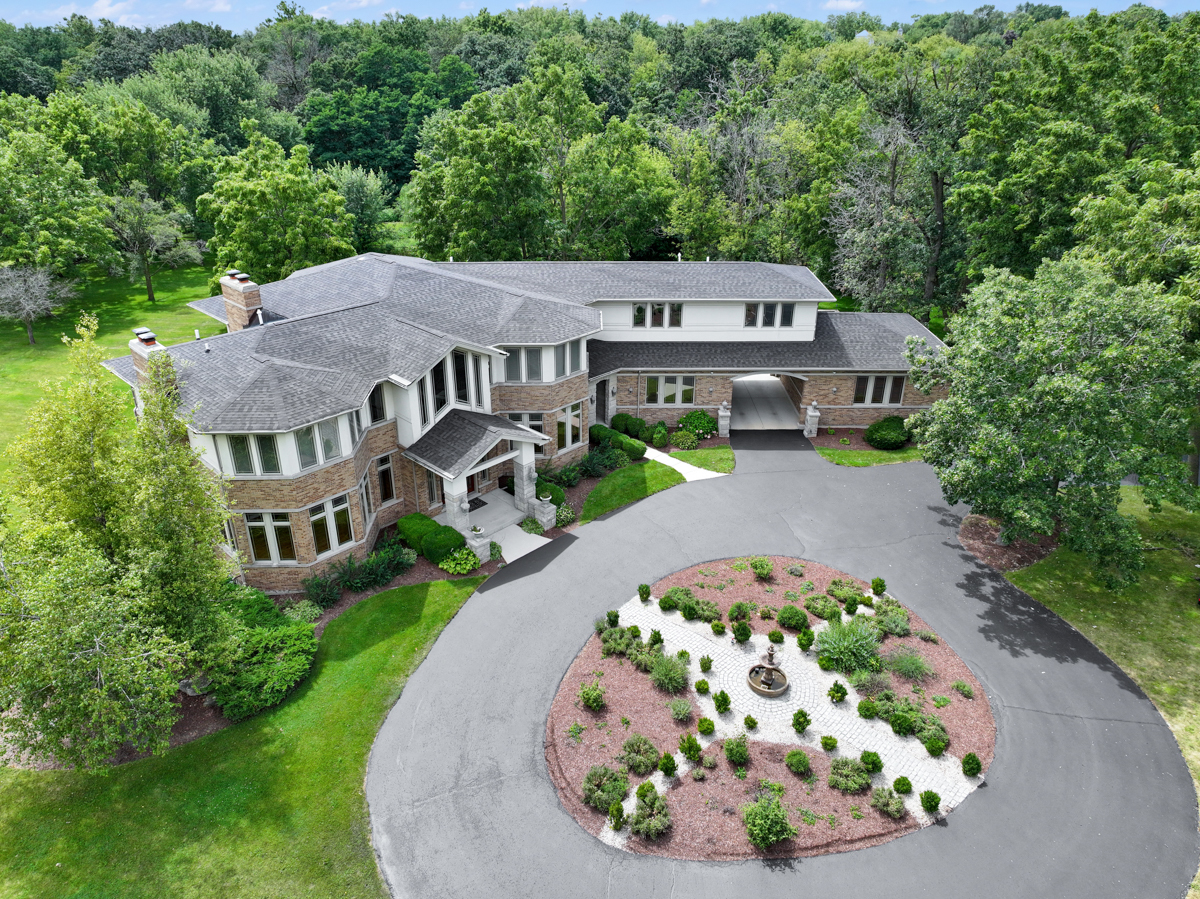 43W925 Empire Road