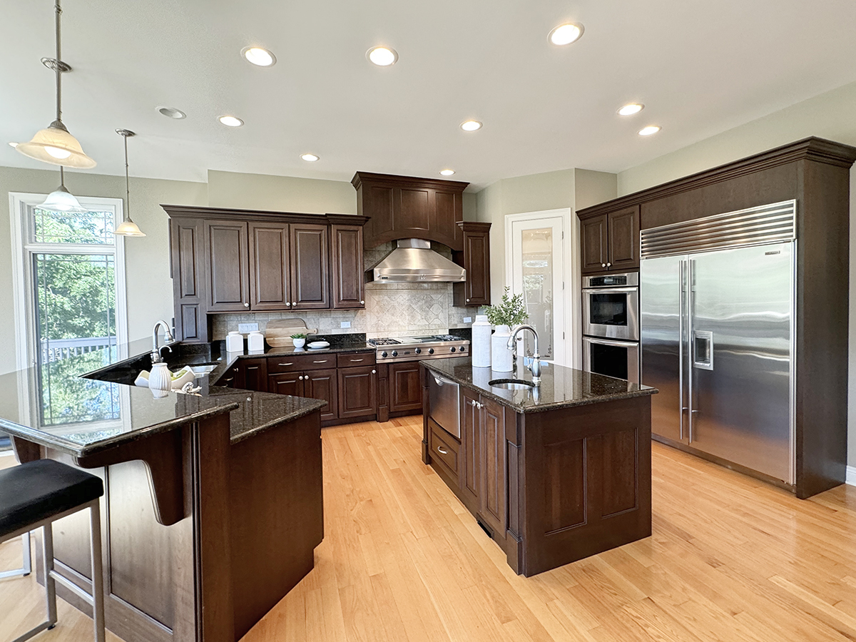 43W925 Empire Road