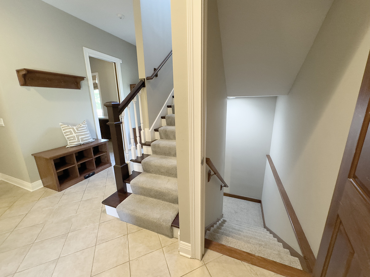 43W925 Empire Road