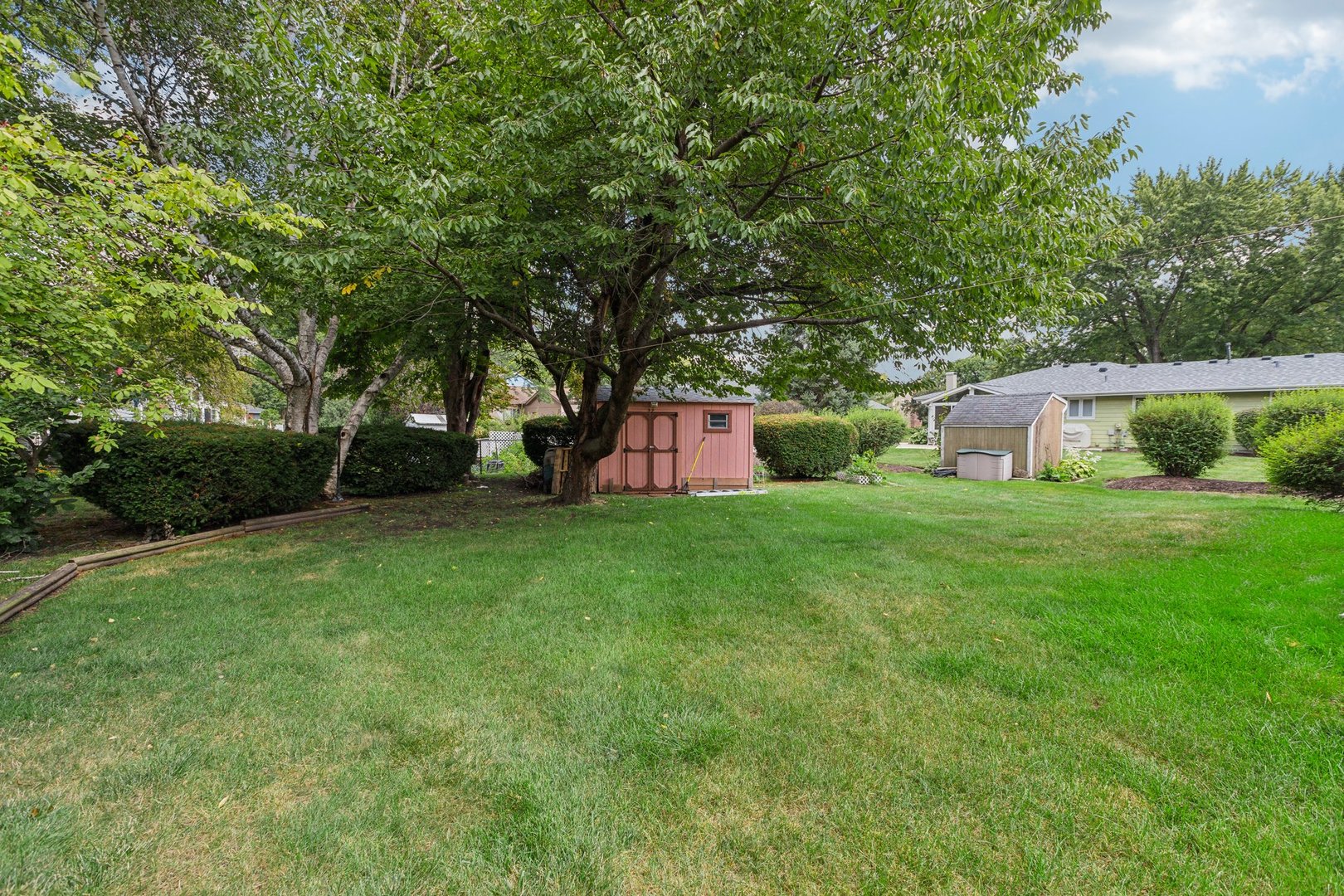 1900 Country Knoll Lane