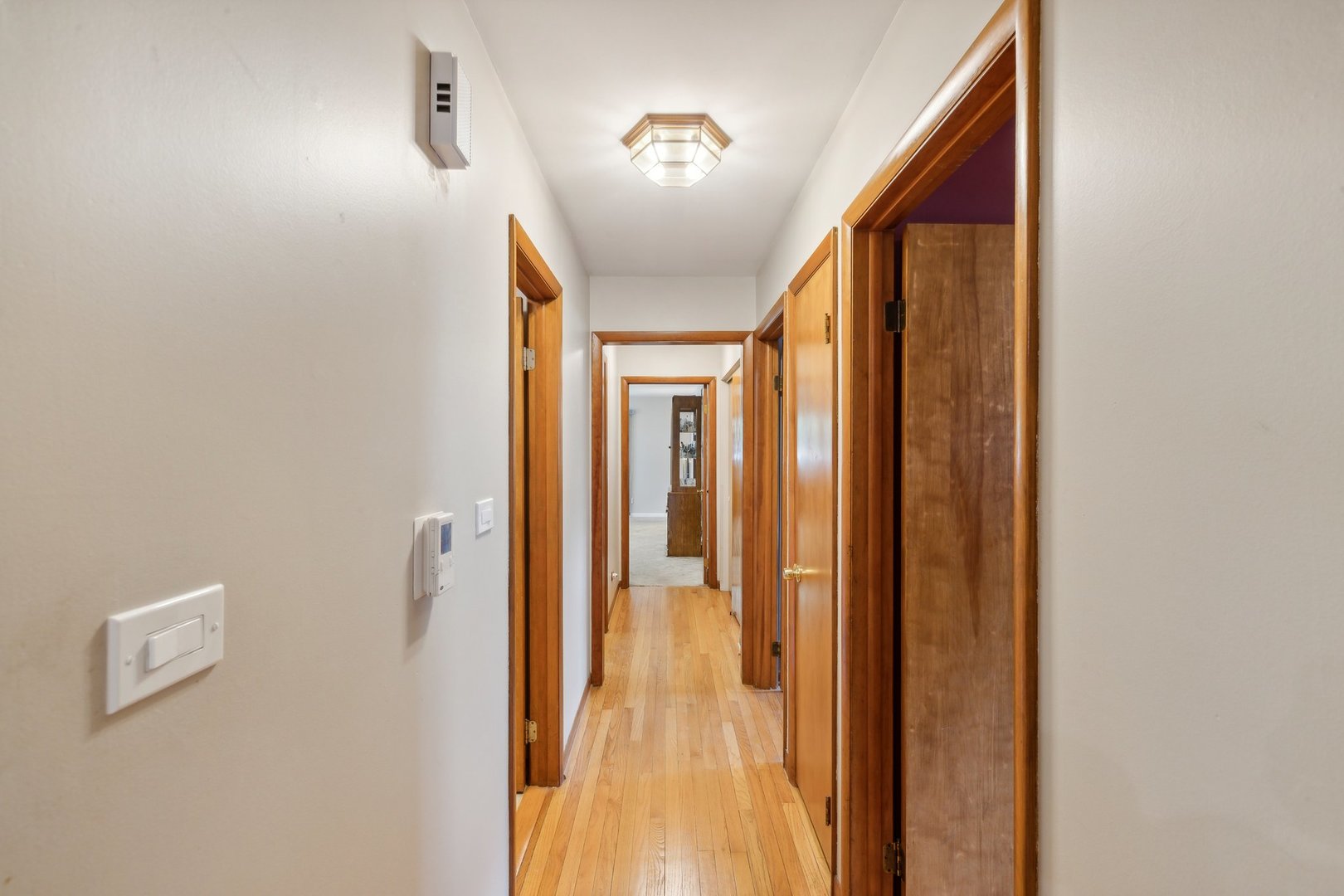 1900 Country Knoll Lane