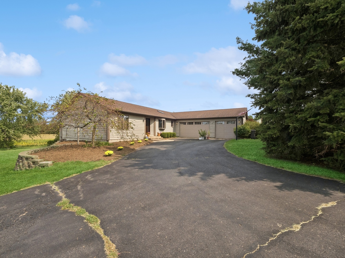 42W926 Bahr Road